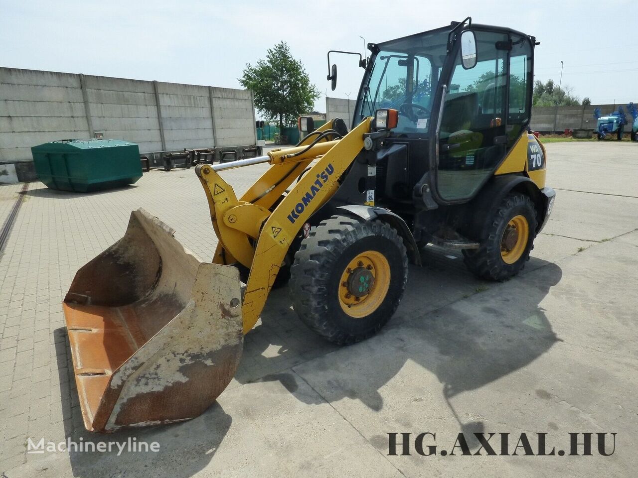 челен товарач Komatsu 65 Front loader