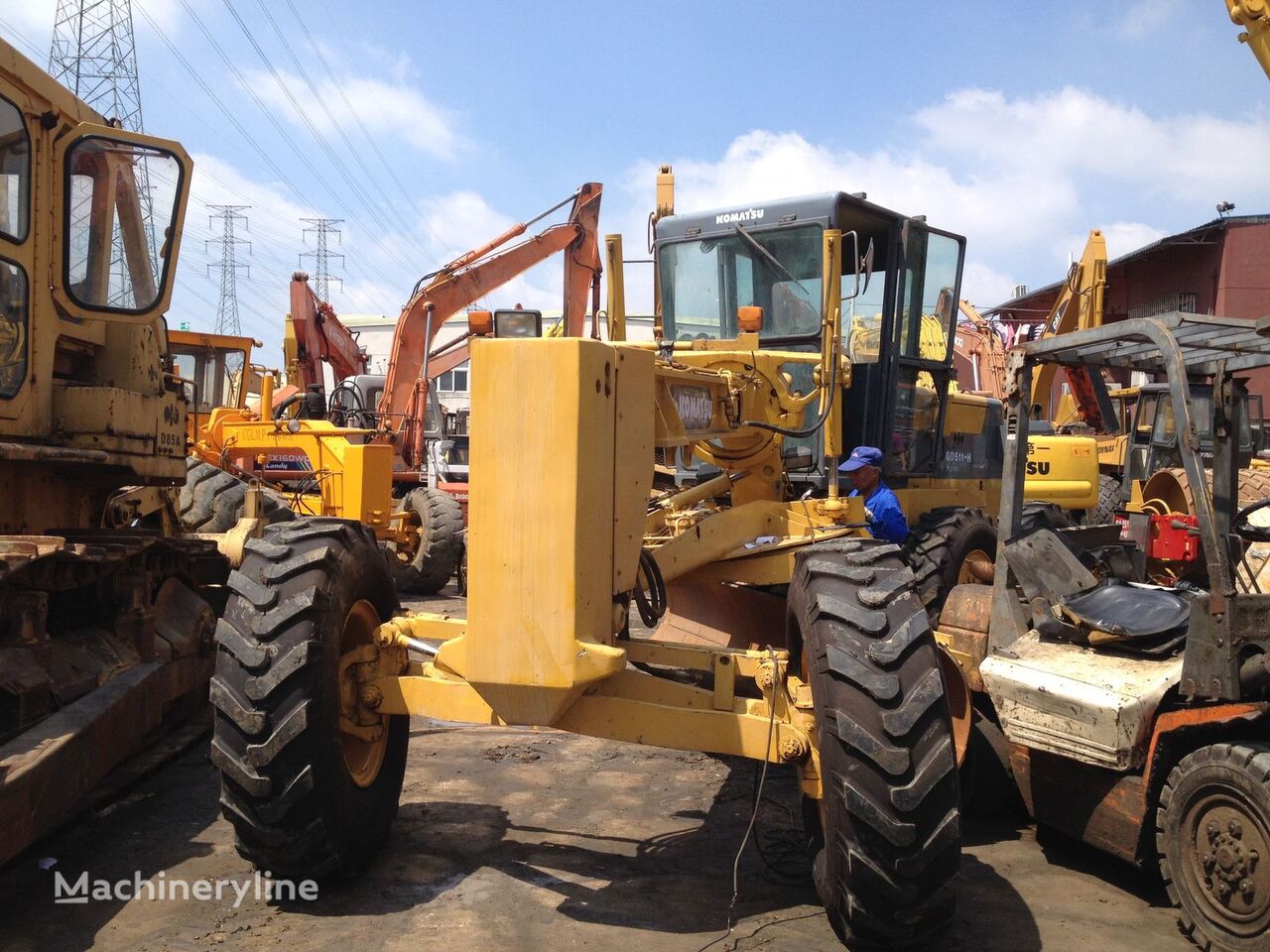 грейдер Komatsu GD511-H