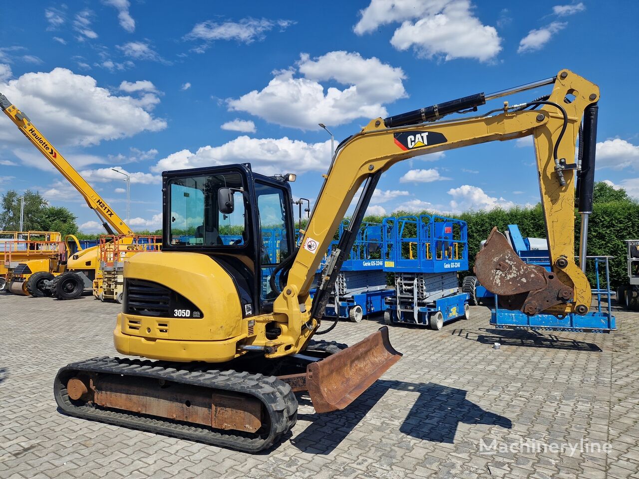 мини багер Caterpillar 305 D CR