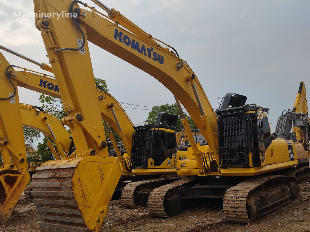 верижен багер Komatsu PC360-7